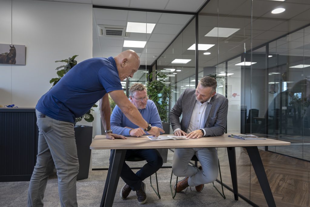 gesprek over innovaties in de afbouwsector